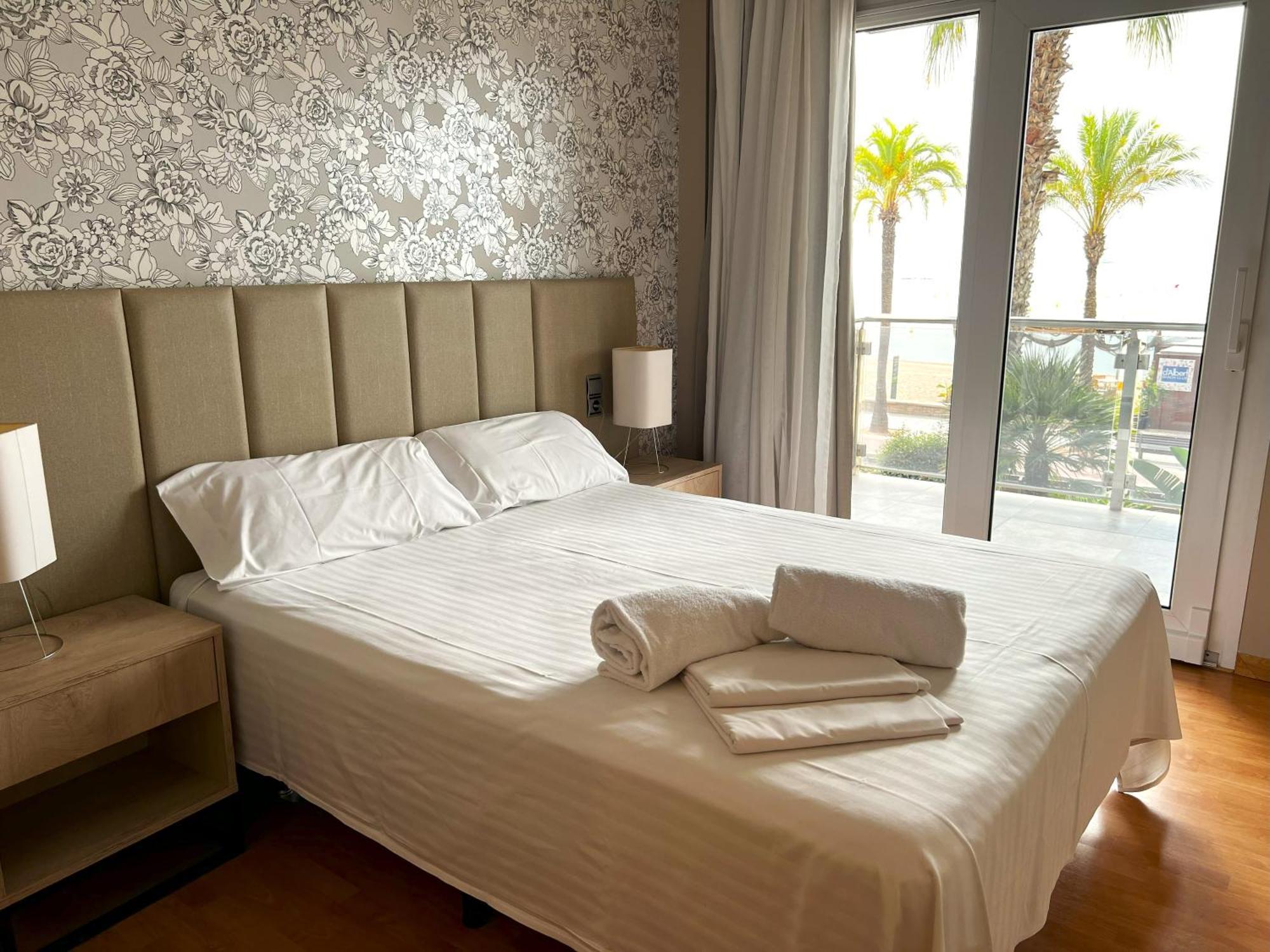 Apartamentos Las Palmas VII Family Only Salou Extérieur photo