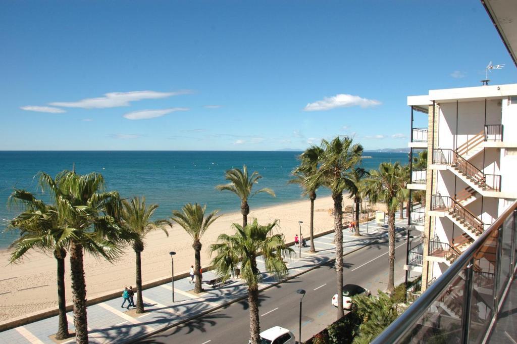 Apartamentos Las Palmas VII Family Only Salou Extérieur photo